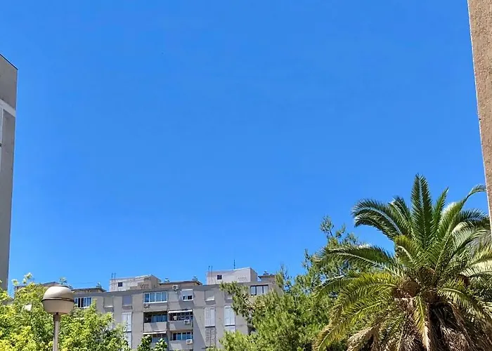 The L Place By Right Place * Spalato